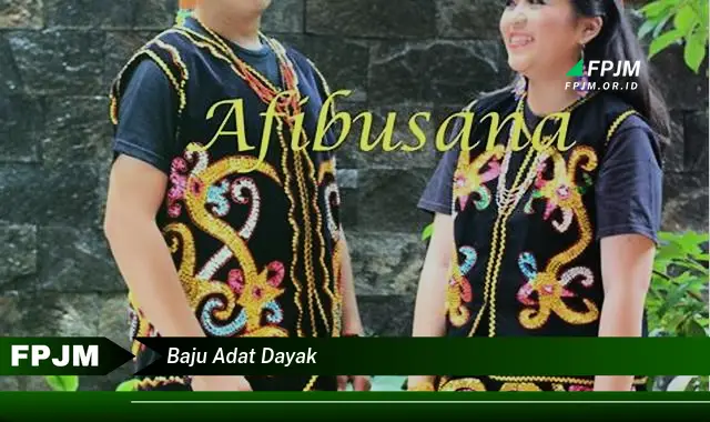 baju adat dayak